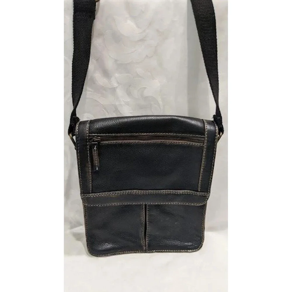 NOS Vintage Black Rivet Large Leather Man Crossbody Cowhide Distressed Brown Bag
